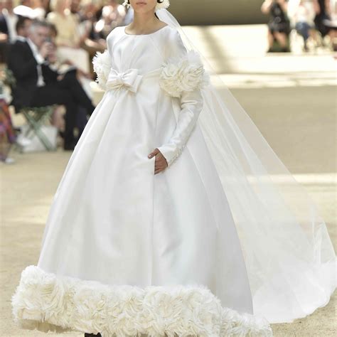 chanel bride 2018|All the Chanel Couture Brides Throughout History.